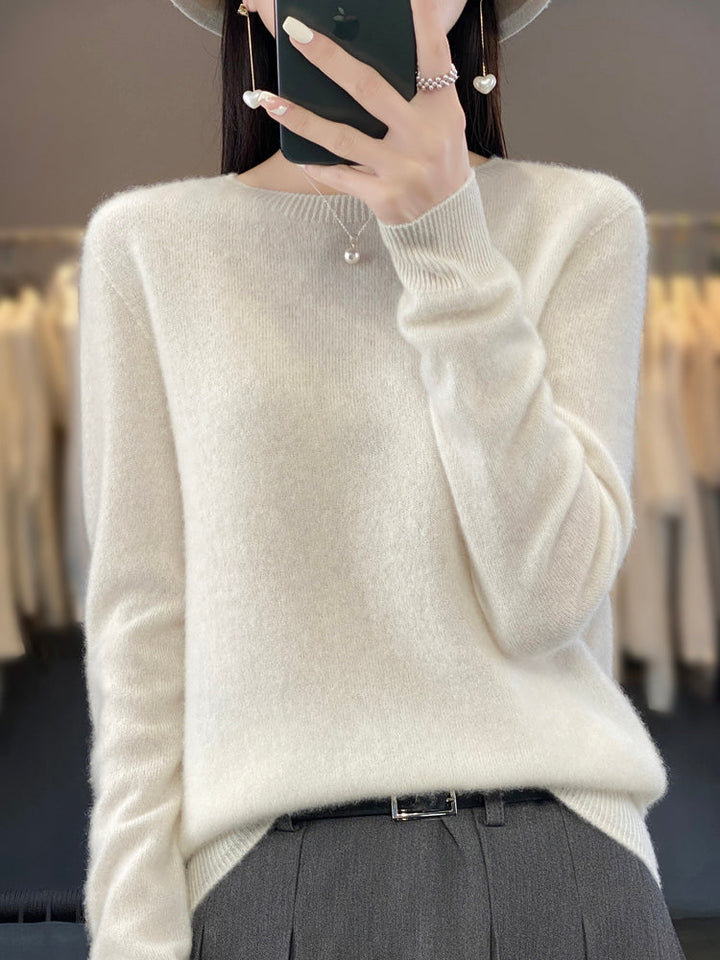 Anette - Trendy and Comfortable Sweater
